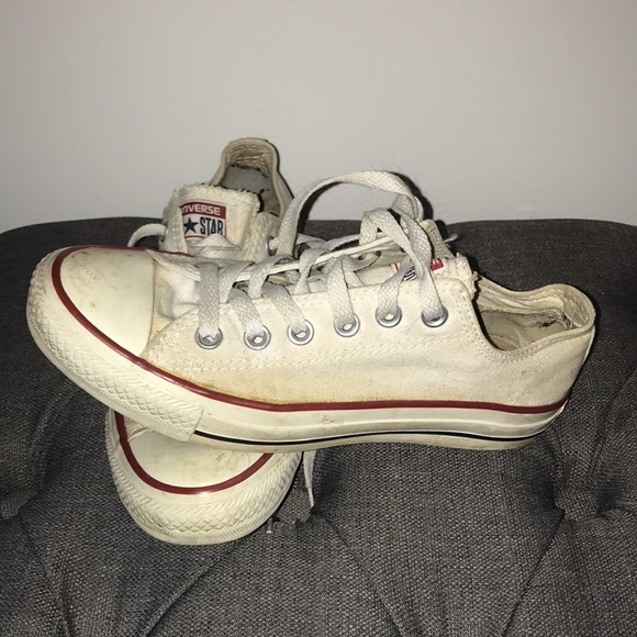 White converse - Picture 3 of 6